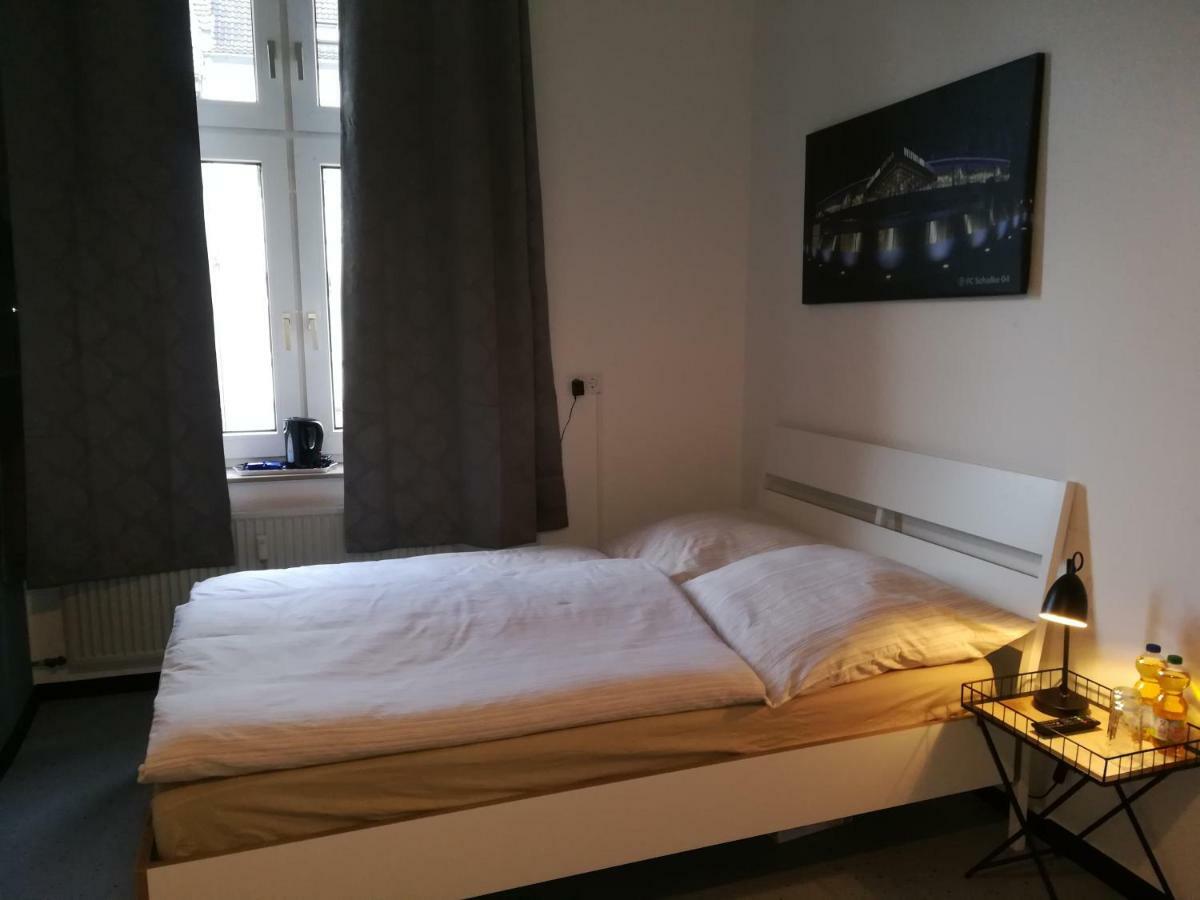 Zentrales Apartment In 盖尔森基兴 外观 照片