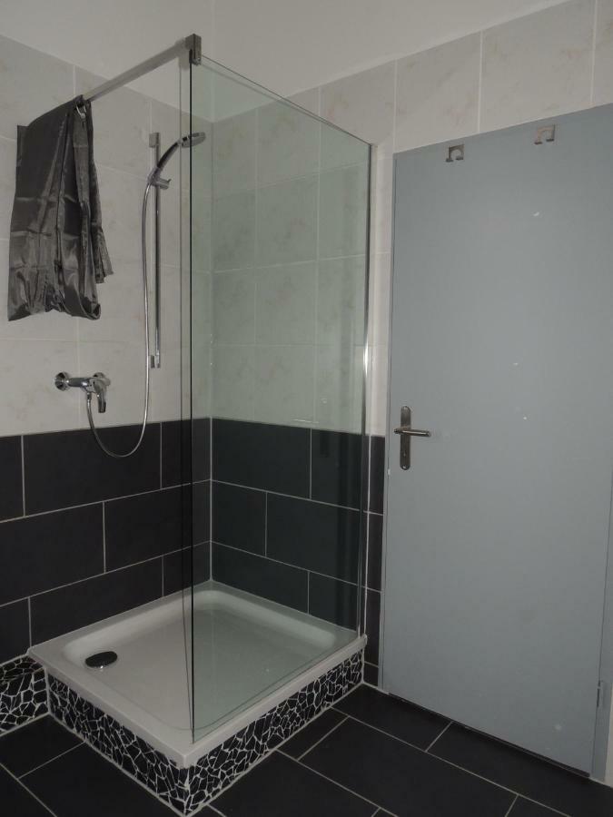Zentrales Apartment In 盖尔森基兴 外观 照片