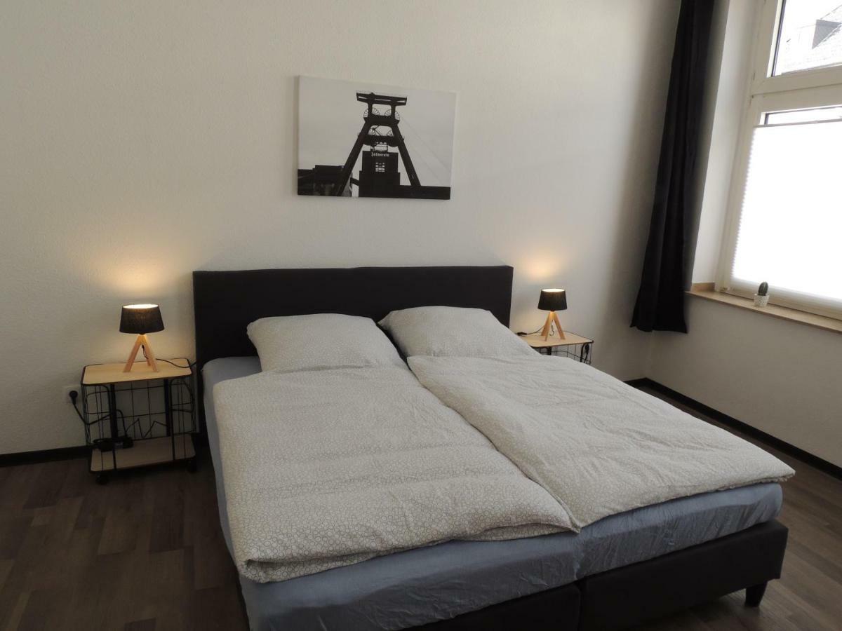 Zentrales Apartment In 盖尔森基兴 外观 照片